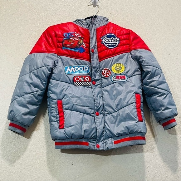 Disney Racing Team Cars Movie Jacket McQueen 7/8 - Picture 2 of 7